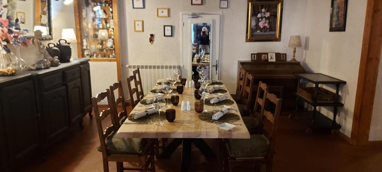 Logis Hostellerie Du Grand Duc Hotel Restaurant Gincla エクステリア 写真