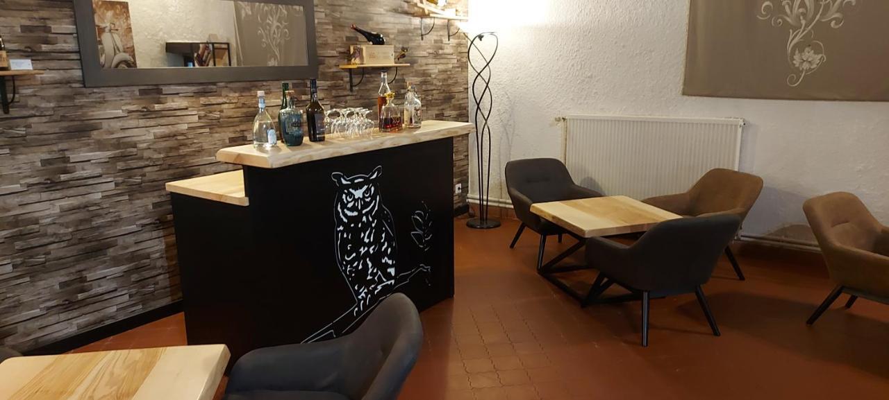 Logis Hostellerie Du Grand Duc Hotel Restaurant Gincla エクステリア 写真