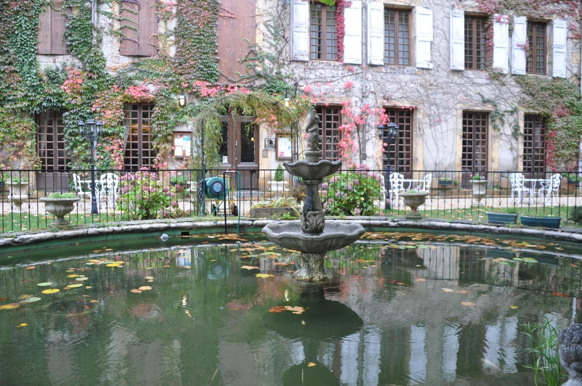 Logis Hostellerie Du Grand Duc Hotel Restaurant Gincla エクステリア 写真