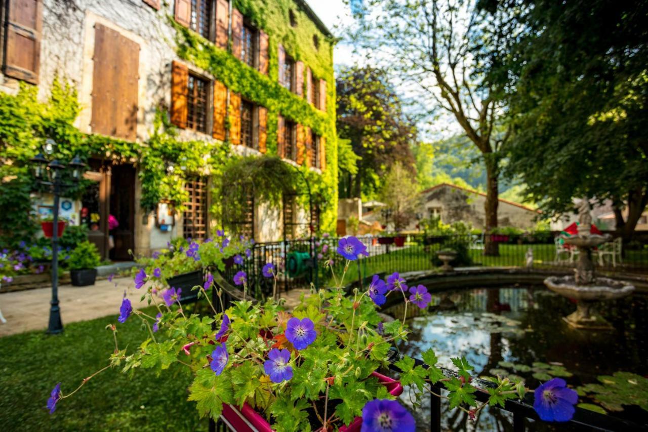 Logis Hostellerie Du Grand Duc Hotel Restaurant Gincla エクステリア 写真